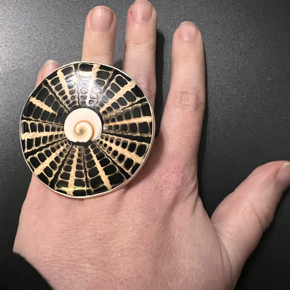 Charles Albert Sterling Silver Statement Shell Ri… - image 4